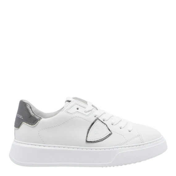 Sneakers White