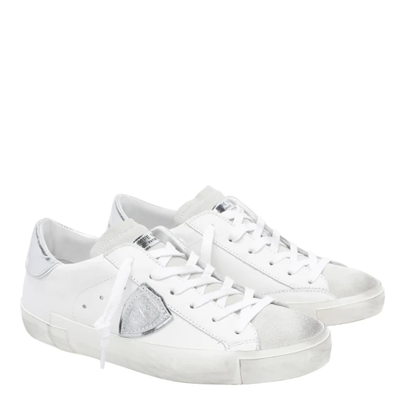 Sneakers White
