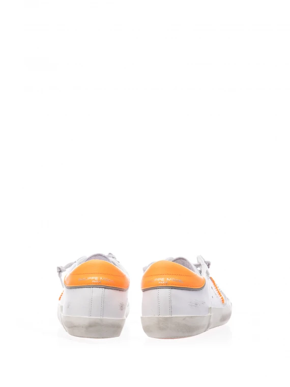 Sneakers PRSX in pelle e tallone arancio