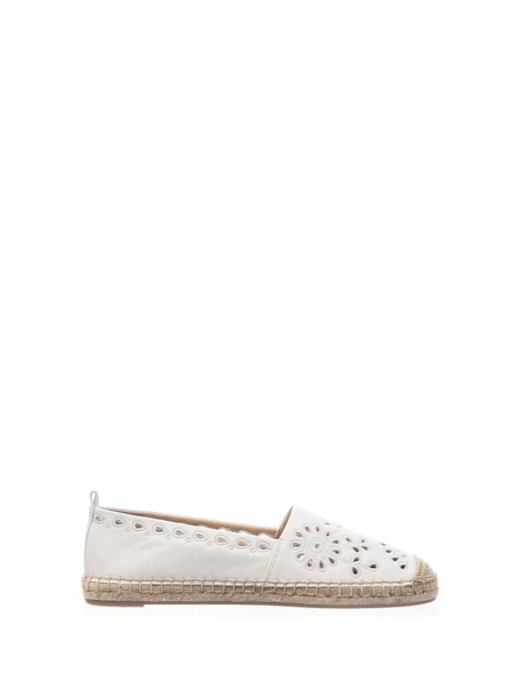 Flat espadrille with cut-out embroidery