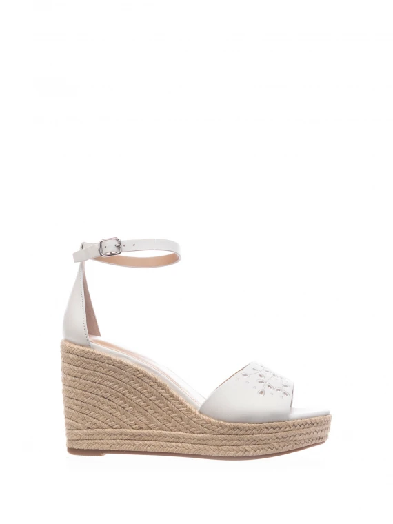 Wedge sandal with strap