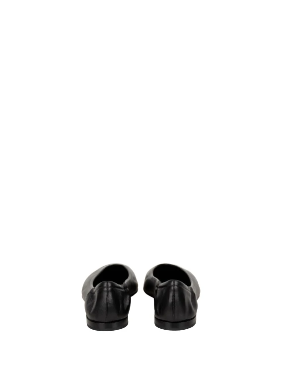 Scarpe basse NERO