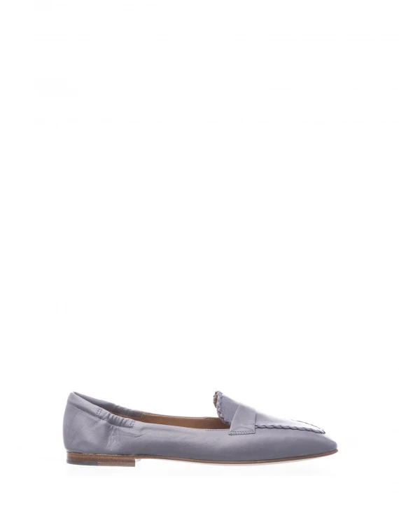 Leather loafer with leather sole