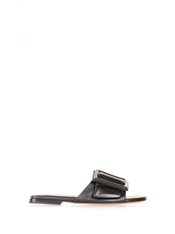 Nappa slipper with buckle