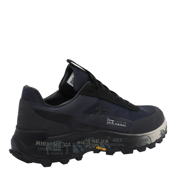 Devin Sneakers