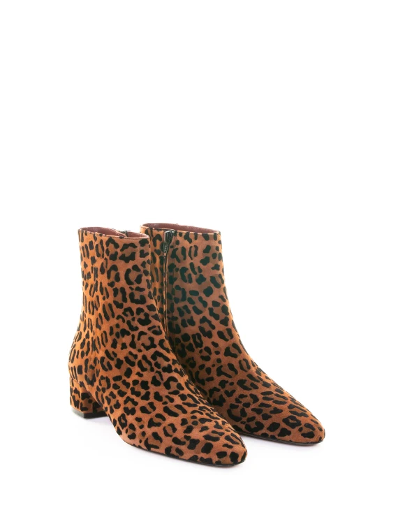 Stivaletto leopardato in camoscio