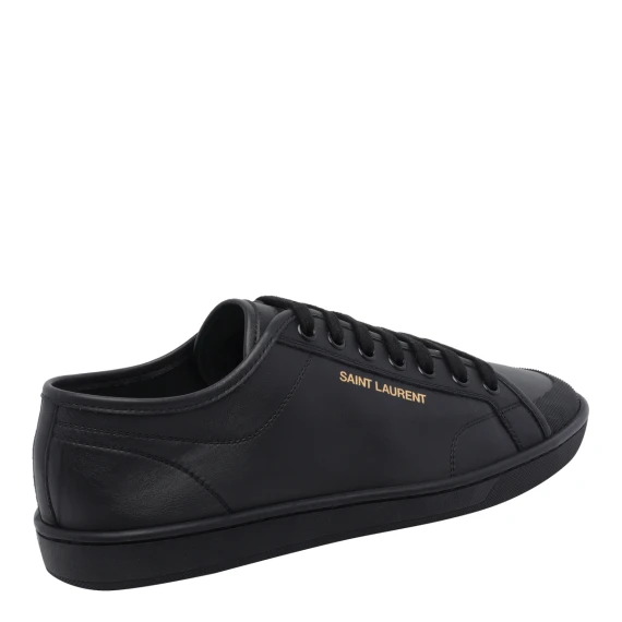 Sneakers Back