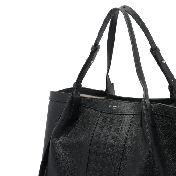 Borsa a spalla Secret in pelle di vitello nera Serapian