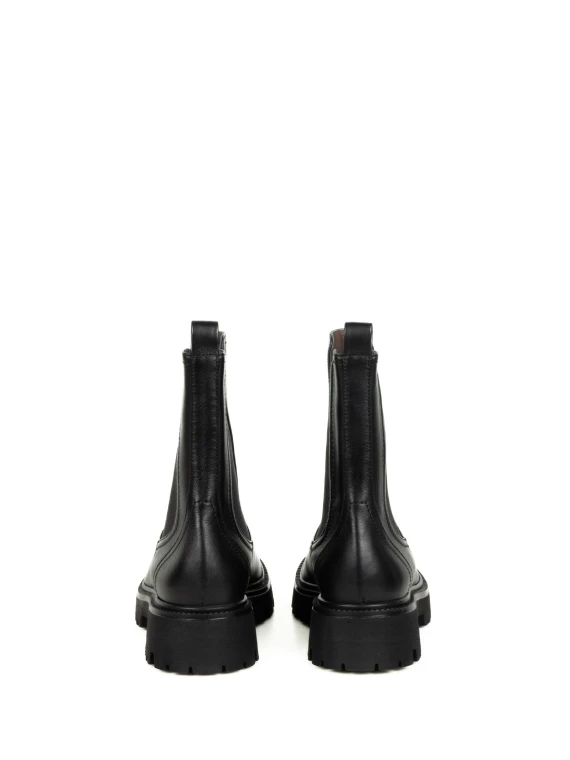 Black leather Chelsea ankle boot Status