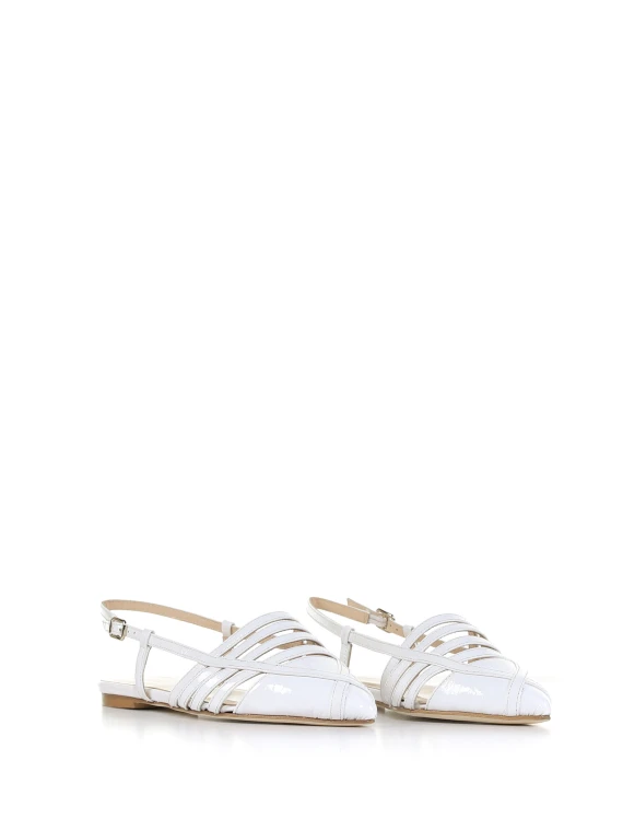 Ballerina in naplak con tallone aperto