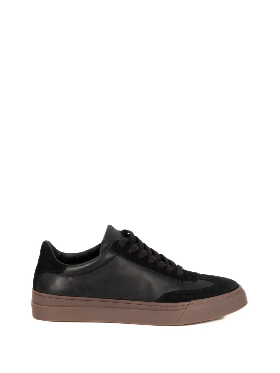 Sneaker uomo in pelle nera