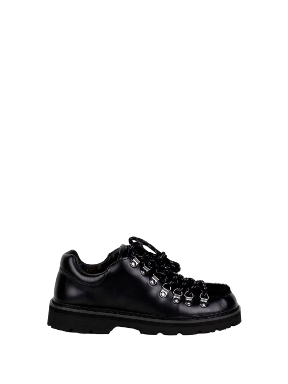 Scarpe basse nere lucide