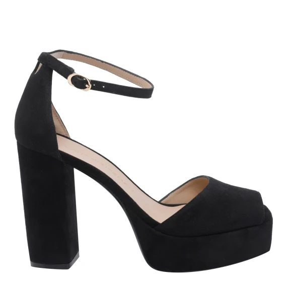 With Heel Black