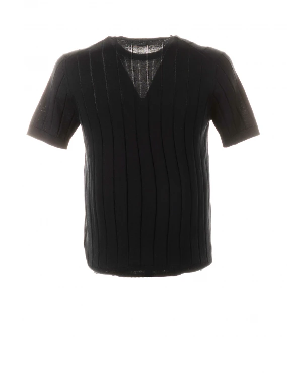 T-shirt nera in maglia leggera