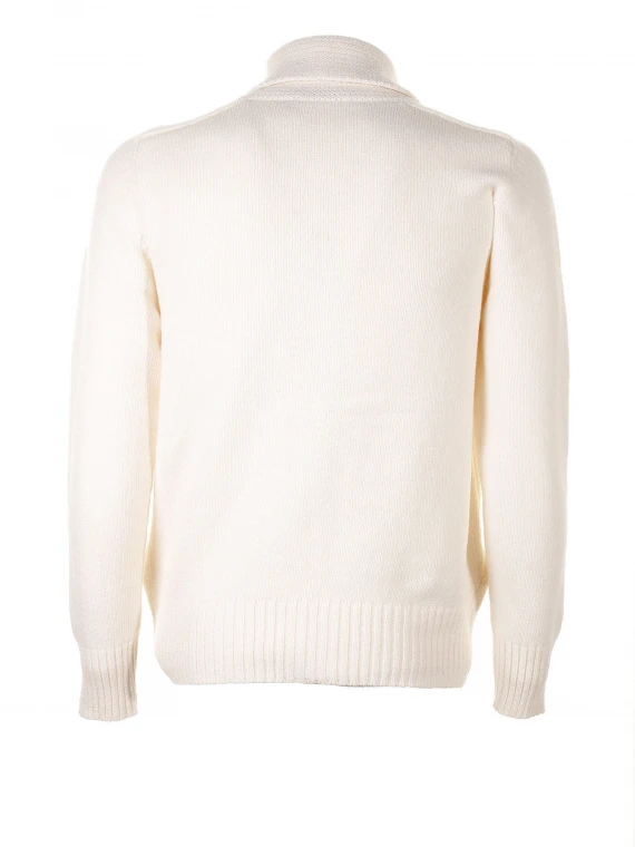 White sweater with zip and collar