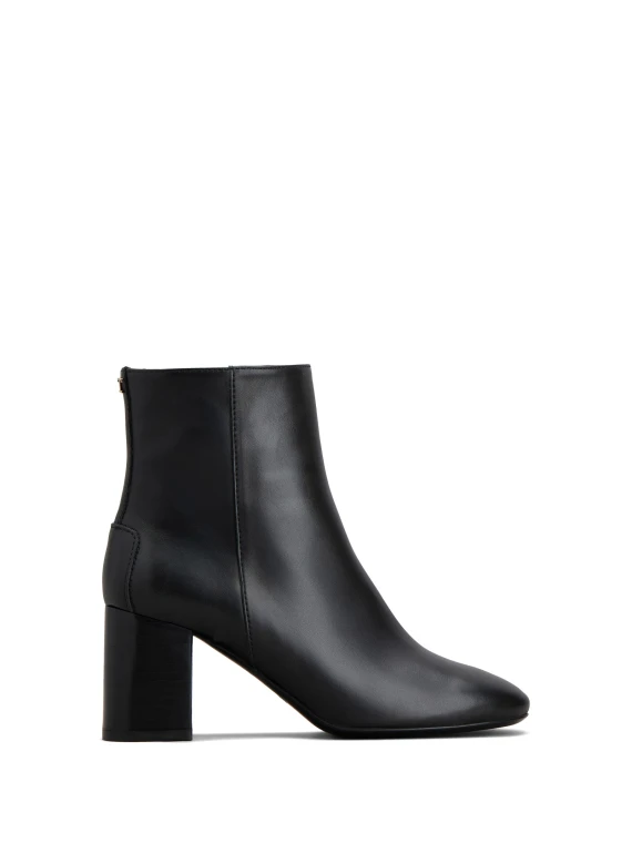 Stivaletto in pelle di vitello nero