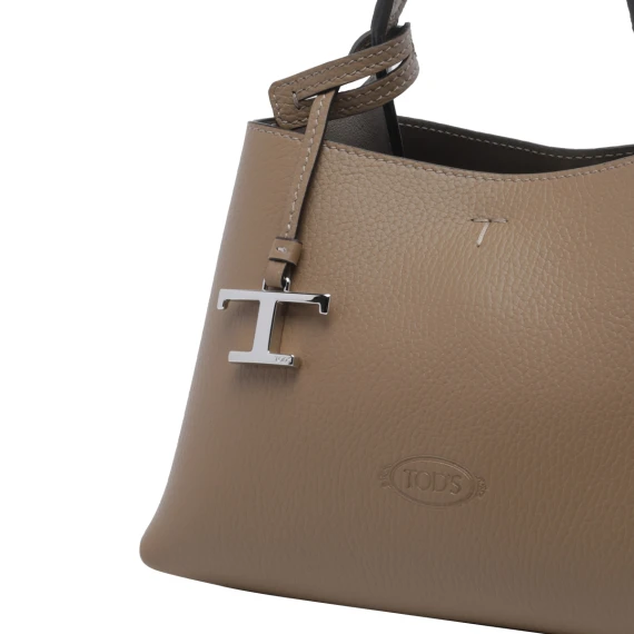 Bags.. Beige