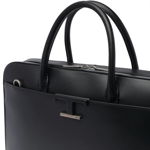 MEDIUM T TIMELESS BRIEFCASE