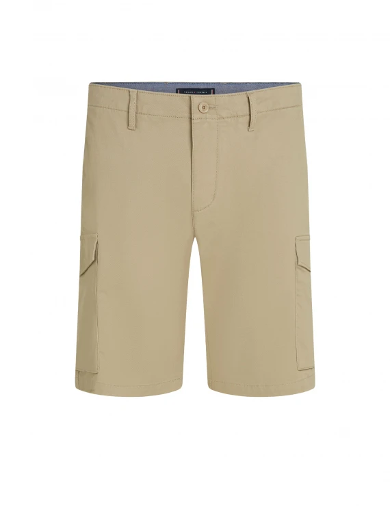 Khaki men's Bermuda shorts with pockets