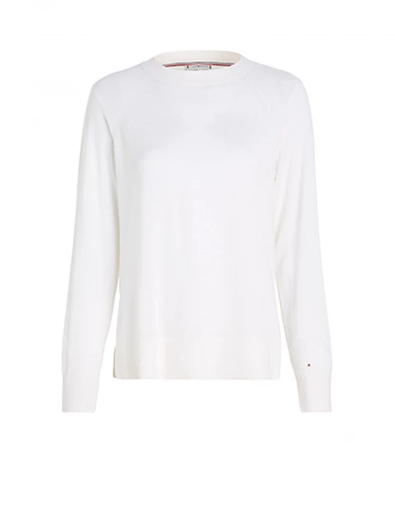 White long-sleeved sweater