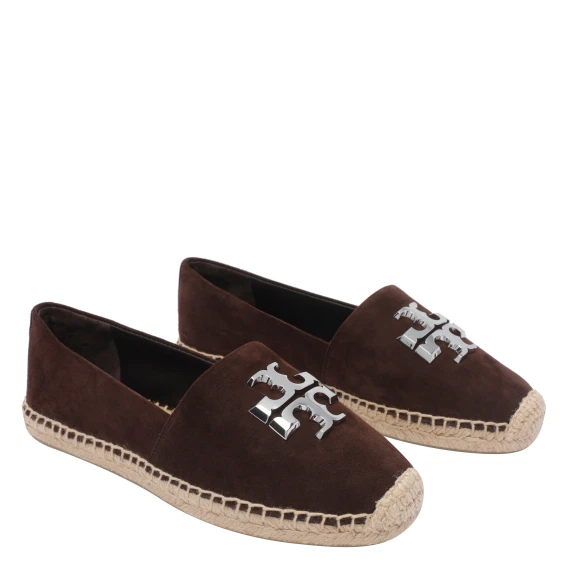 Flat shoes