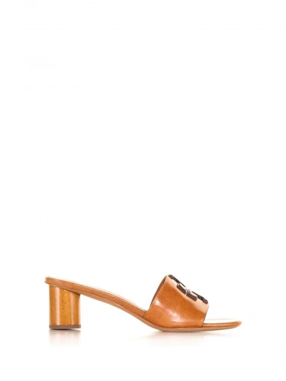 Ines sandal with wooden heel