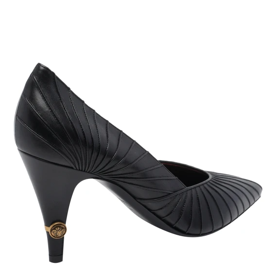 With Heel Black gold