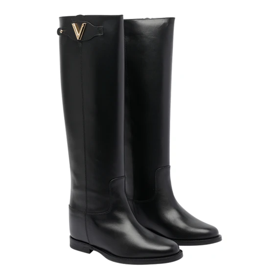 V BOOTS