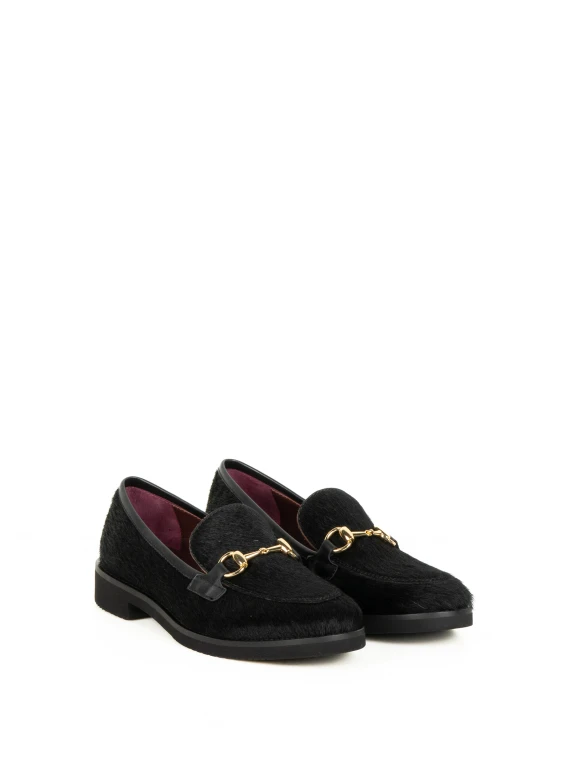 Mocassino nero con piastra dorata Viola Ricci