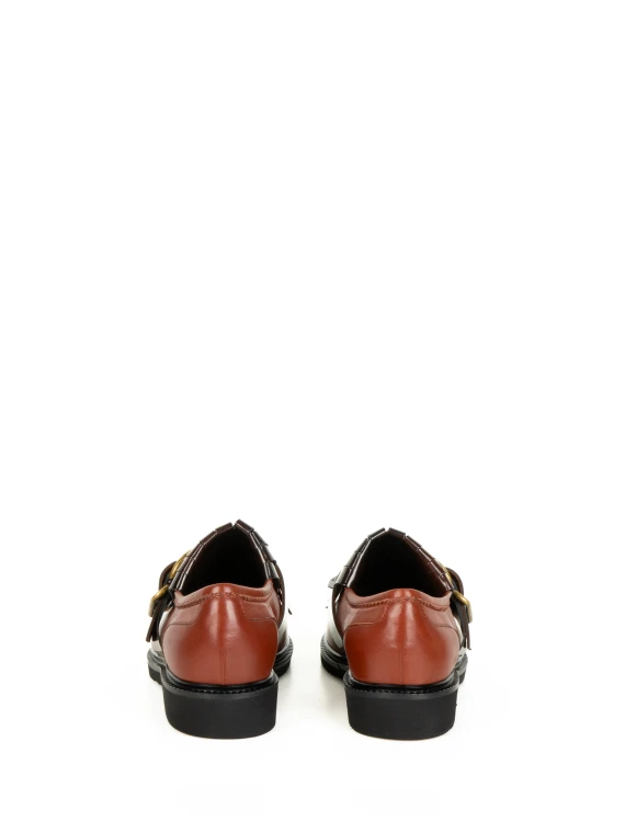 Mocassino in pelle marrone con frange Viola Ricci