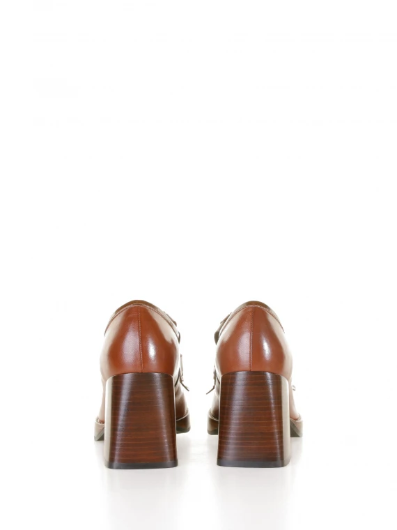 Lya moccasin in brown leather