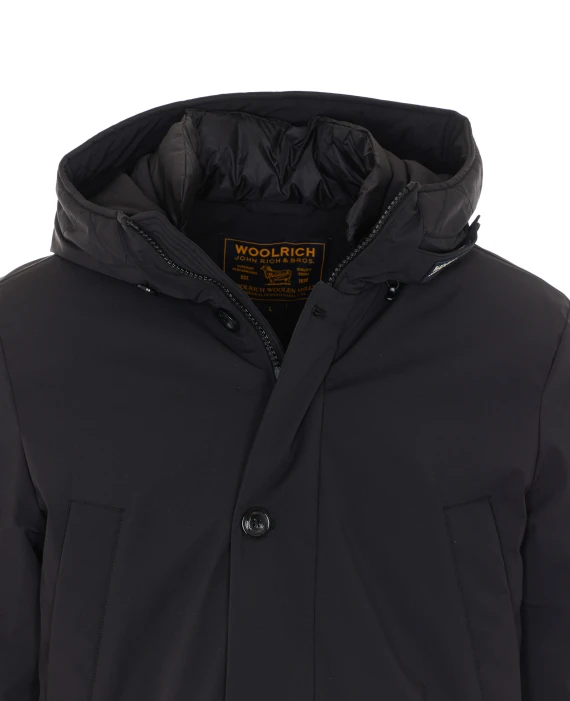 Parka nero imbottito con cappuccio Woolrich