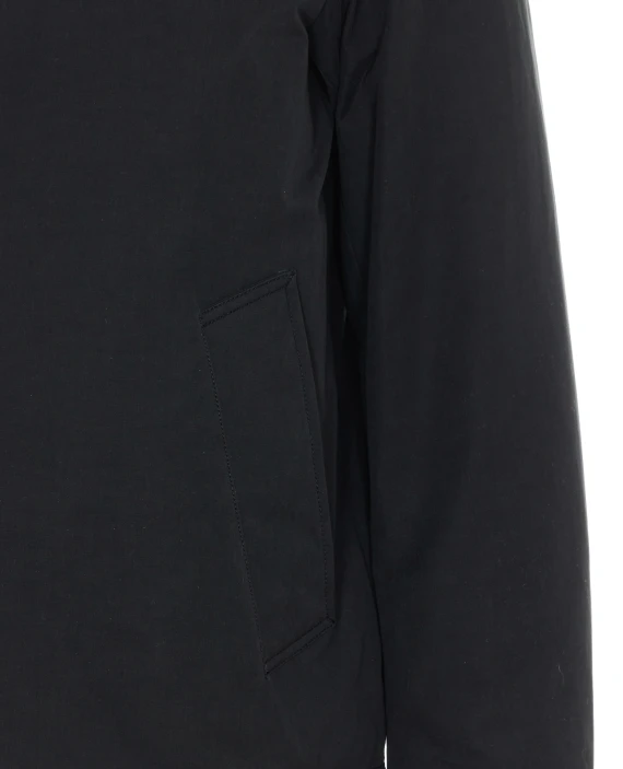 Giacca imbottita nera con cappuccio Woolrich