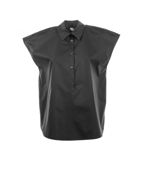 Black short-sleeved blouse in cotton