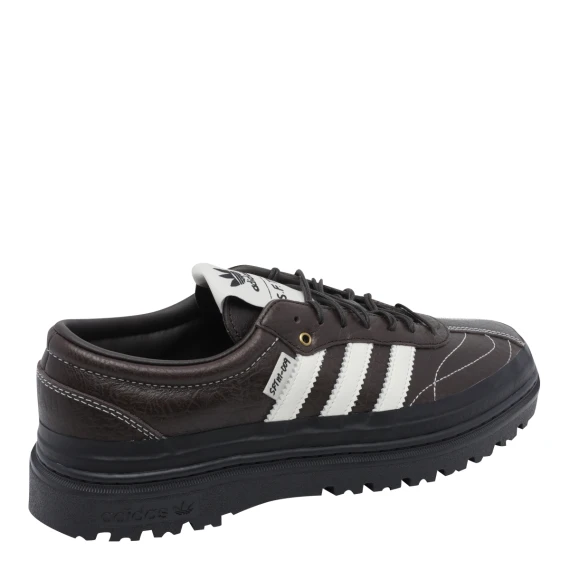 Sneakers Brown
