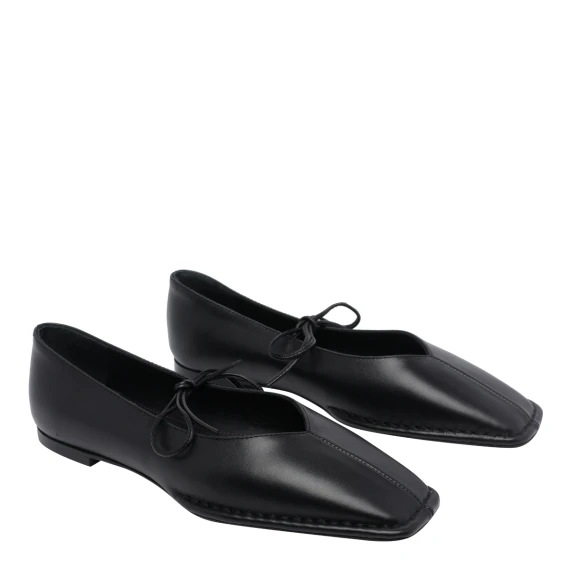Flat shoes Black