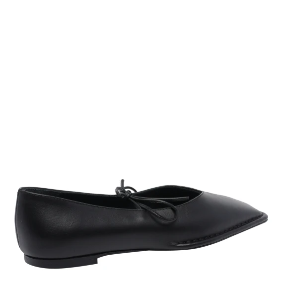 Flat shoes Black