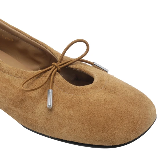 Scarpe basse Brown
