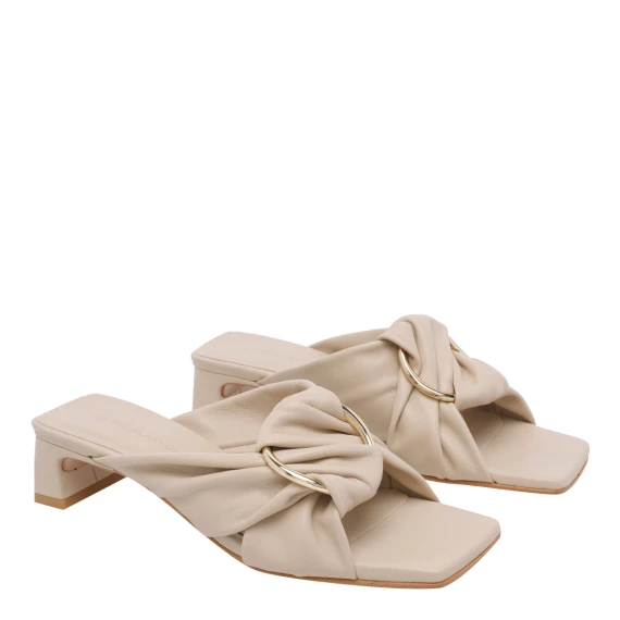 Sandals Beige