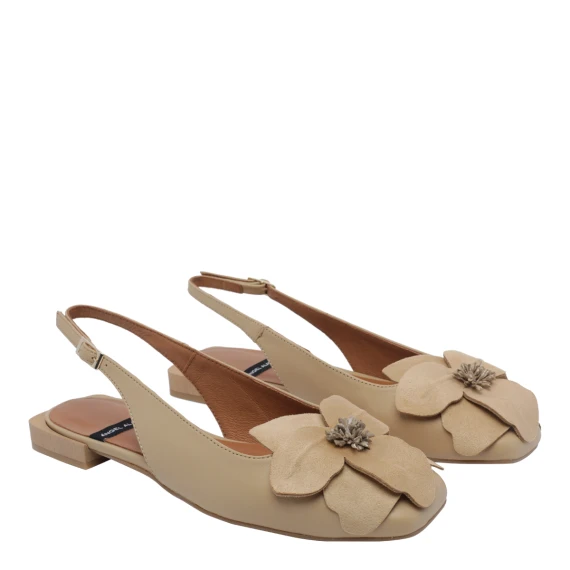 Scarpe con tacco beige