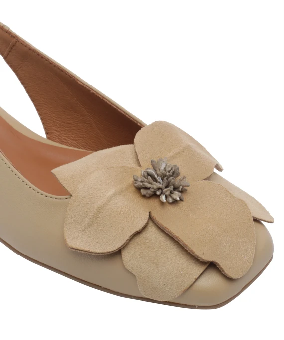 Scarpe con tacco beige