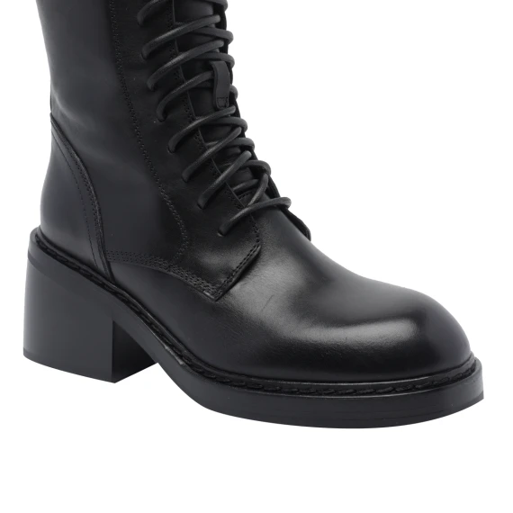 Heike Boots