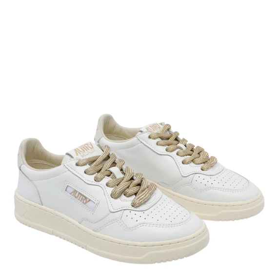 MEDALIST LOW SNEAKERS