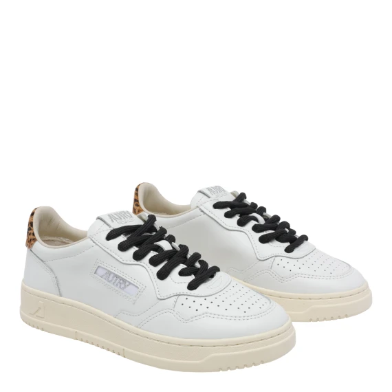 Sneakers White