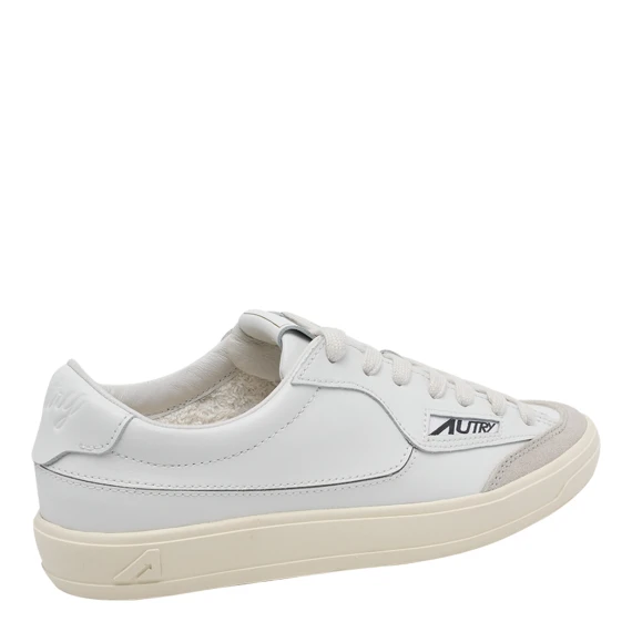 Sneakers White