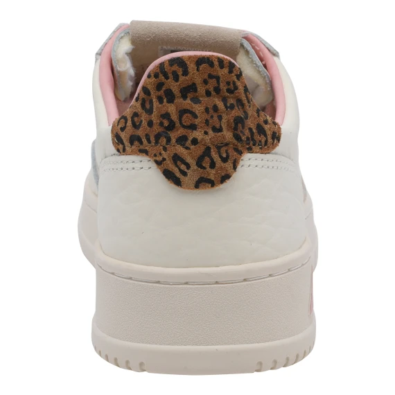 Sneakers White
