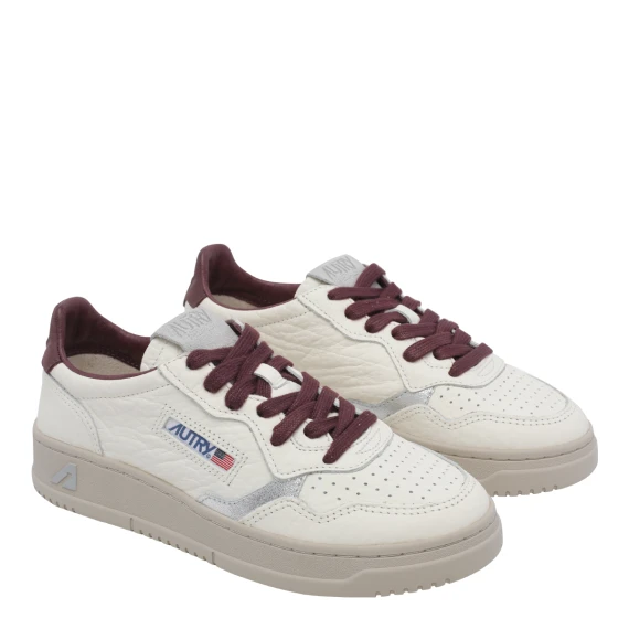 Sneakers White