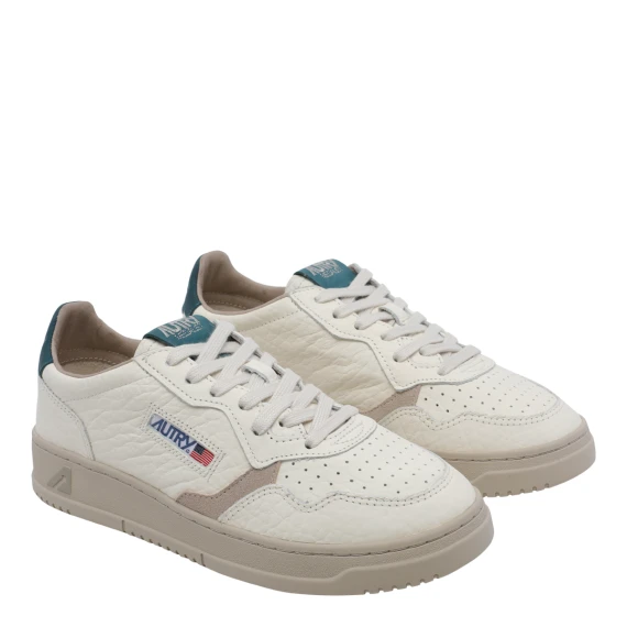 Sneakers White
