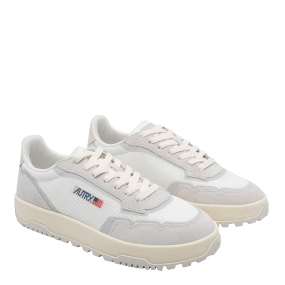 Sneakers White