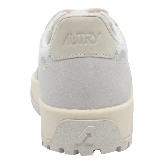 Sneakers White